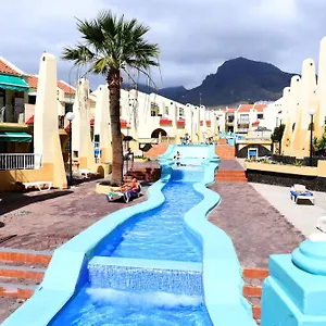 excelent-location-5-min-to-the-beach.tenerifehoteles.net/